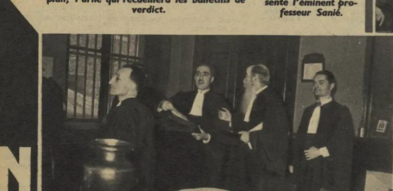 La salle où le jury doit délibérer ; l’urne est posée au premier plan.